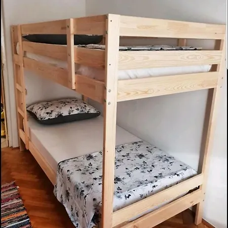 Vacation 1 Apartment Split